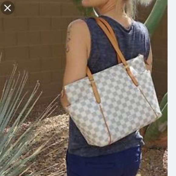 LOUIS VUITTON Azur shoulder Bag - Picture 2 of 16